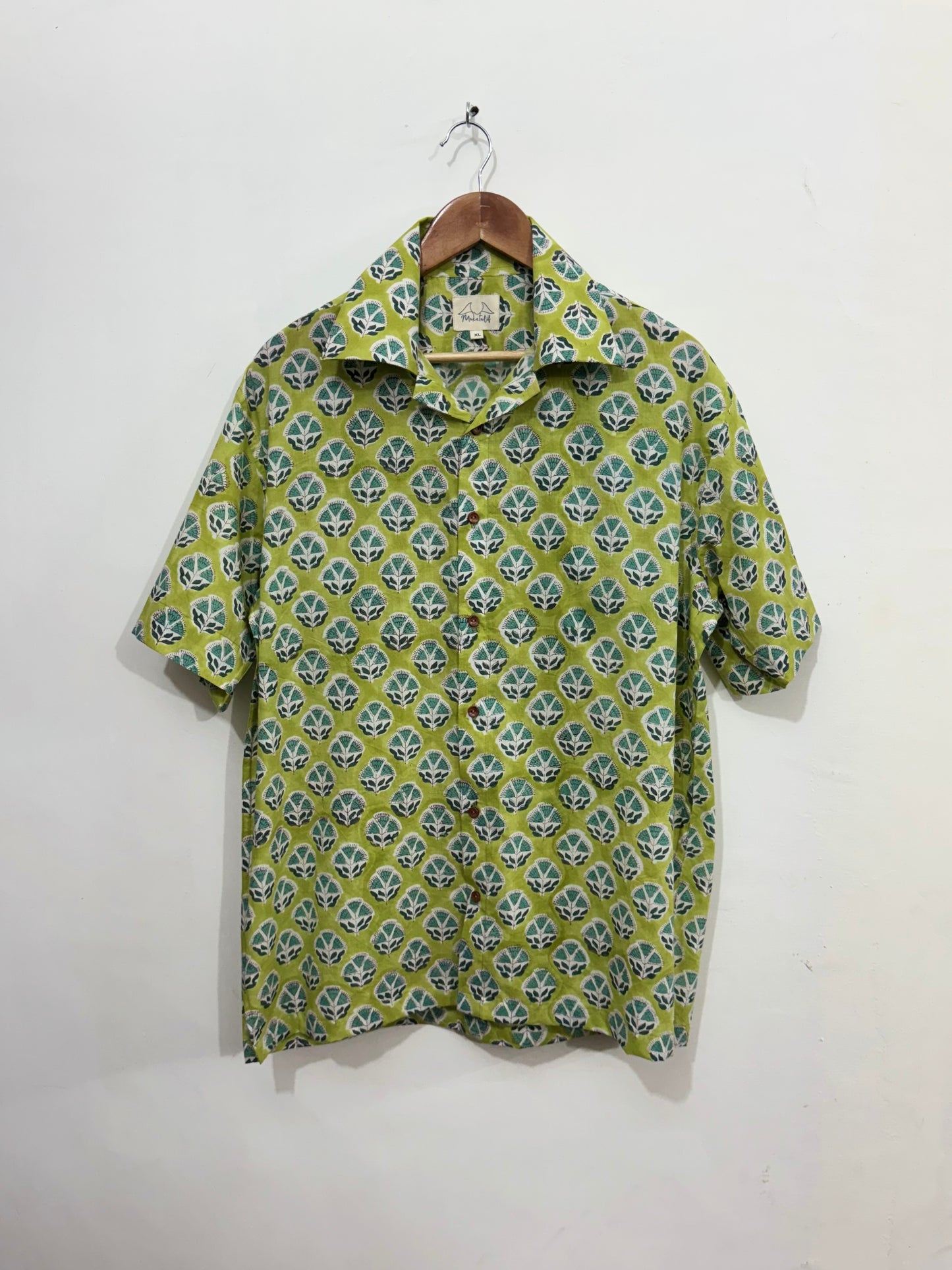 Tropical Tangle