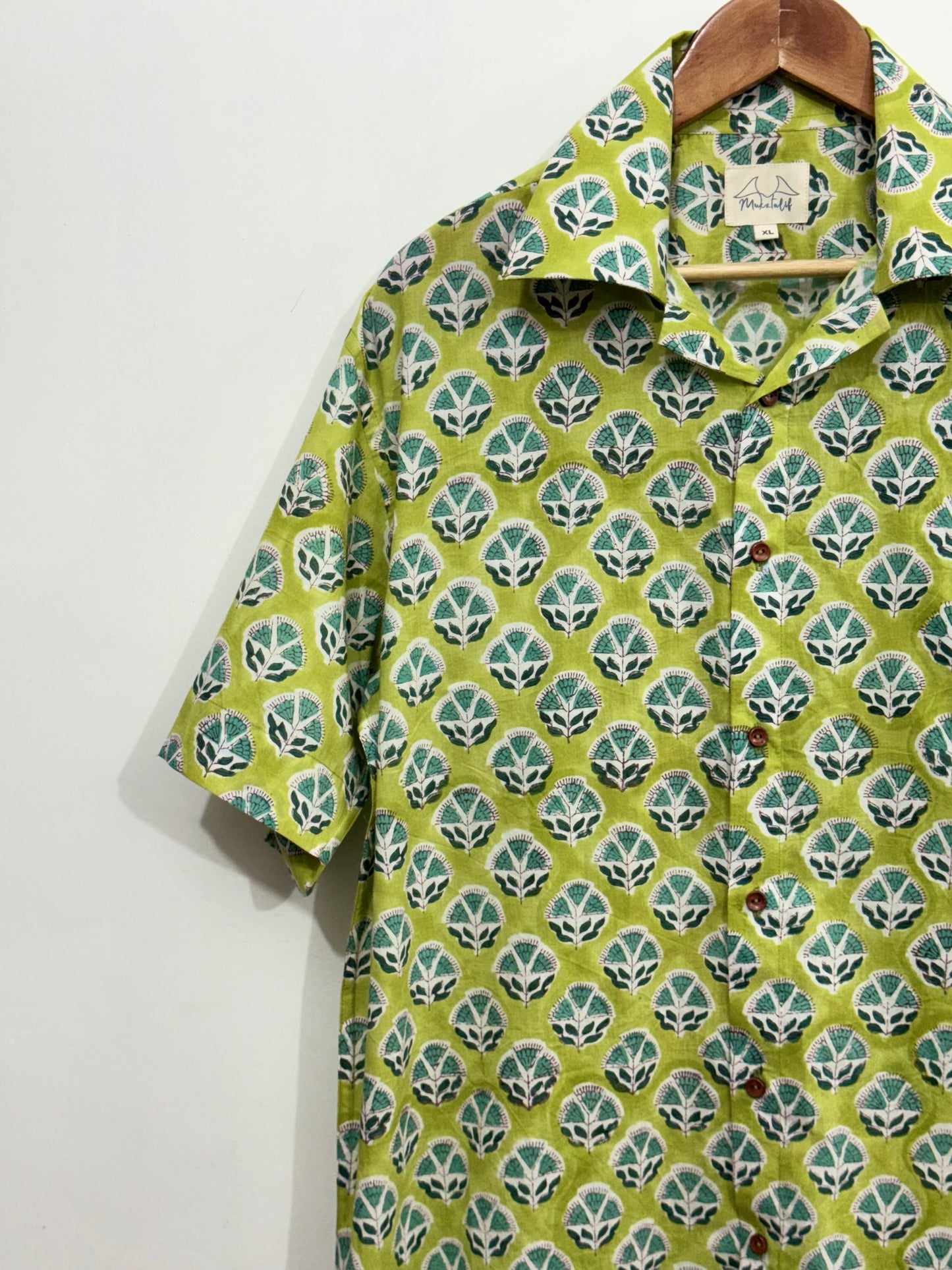 Tropical Tangle