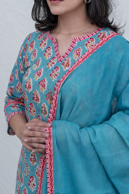 Adaa Cotton Dupatta