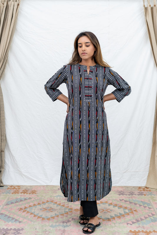 Haaniya Ikat Kurta