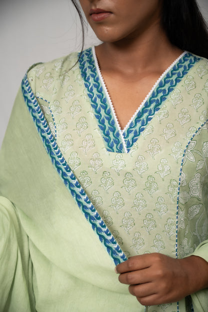 Noor Cotton Kali Kurta